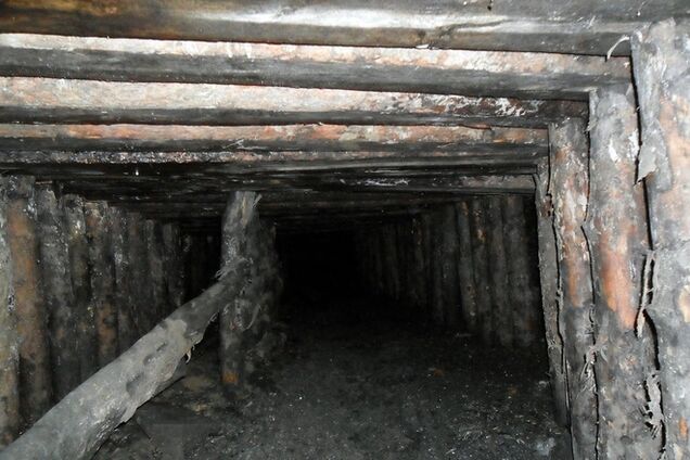 На Донетчине шесть человек смыло подземной водой в нелегальной копанке