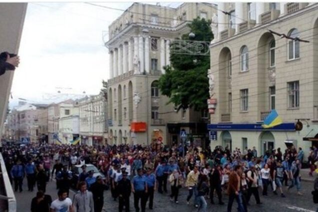 Вече в Харькове не обошлось без хита 'Путин – х**ло'