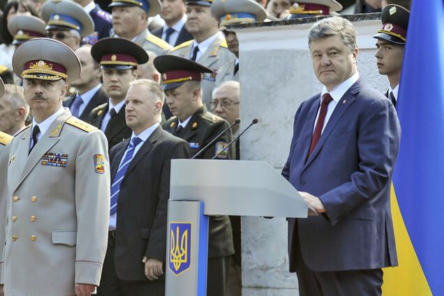 Порошенко: питання війни знову став реальністю в Україні