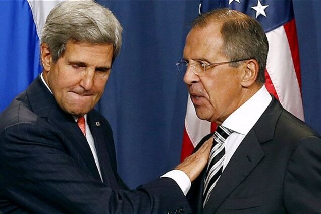 МИД РФ решило 'смягчить' заявление Лаврова о плане Порошенко: текст вдруг подчистили