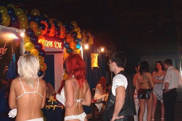 Ректор московского ВУЗа задержан по подозрению в организации интим-салонов