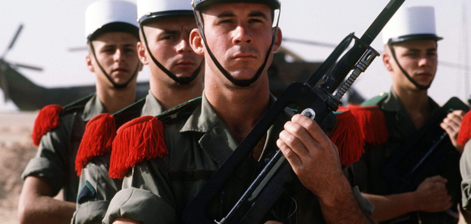 Французским легионерам предлагали воевать на Донбассе за €10 тыс. в месяц