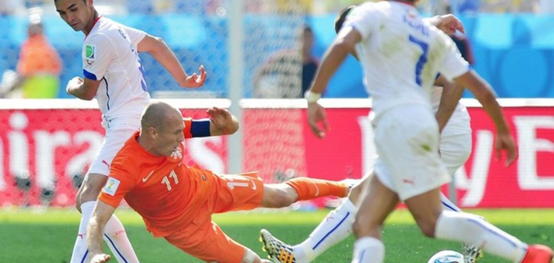 ЧМ-2014. Испания добыла первую победу, Голландия – первое место в группе