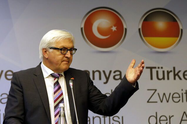 Глава МЗС Німеччини летить до Києва обговорити з Порошенком ситуацію на Донбасі