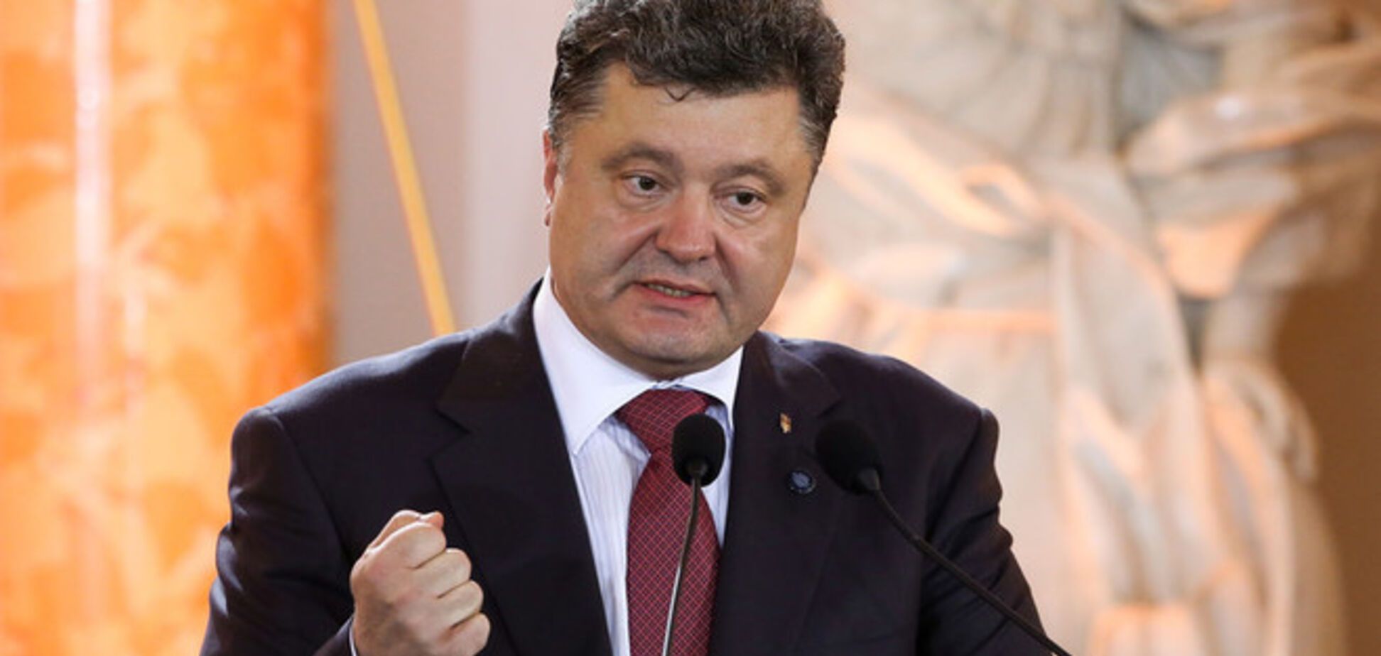 Порошенко рассказал Ромпею, что террористы нарушили мирный план уже 29 раз