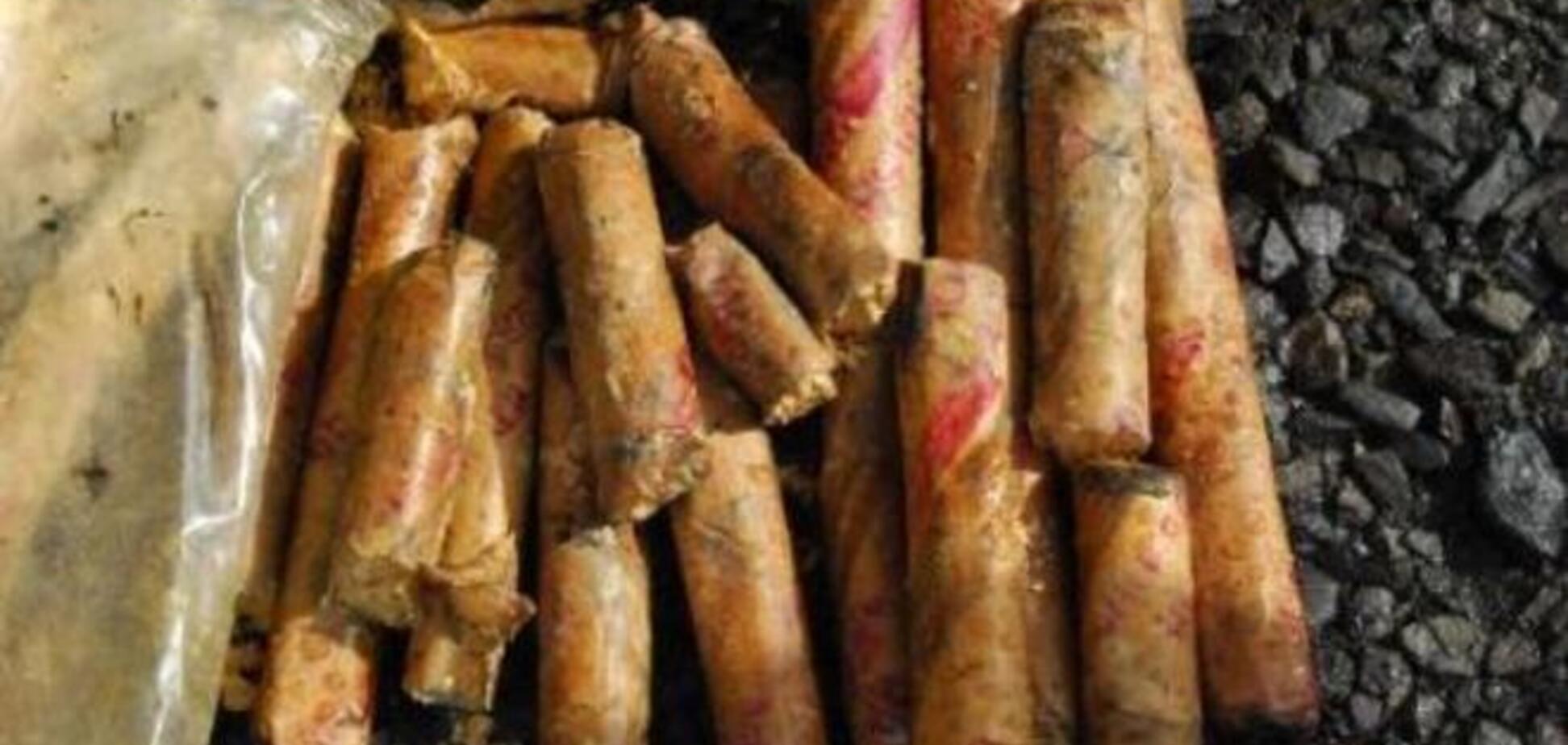 В Торезе террористы похитили из частной шахты 96 кг взрывчатки