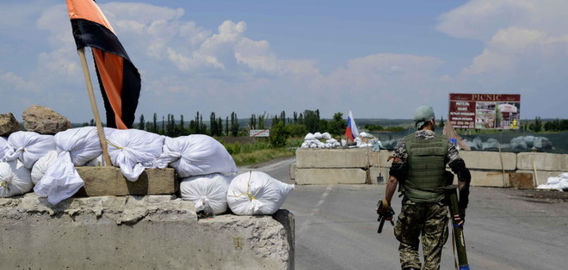 На Донбассе террористы похитили местных жителей, помешавших установить блокпост