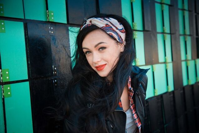 Яремчук отдохнула на пляже в Греции