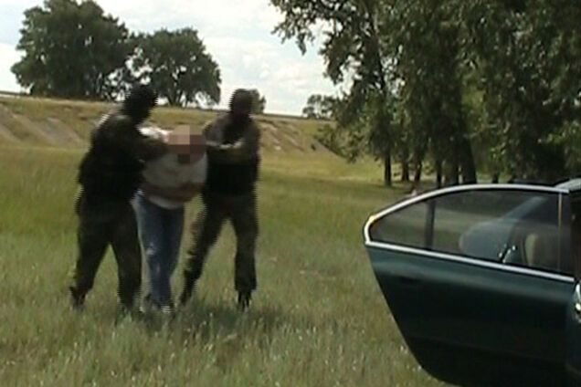 На Сумщине задержали автомобиль с 30 кг взрывчатки