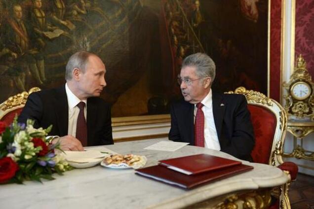 Путін взявся за старе: знову зібрався 'захищати' росіян в Україні