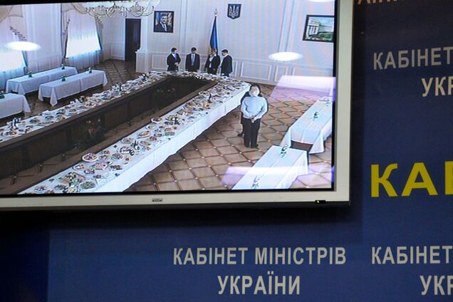 Яценюк сократил с 2 млн до 635 тыс. грн расходы на правительственные фуршеты