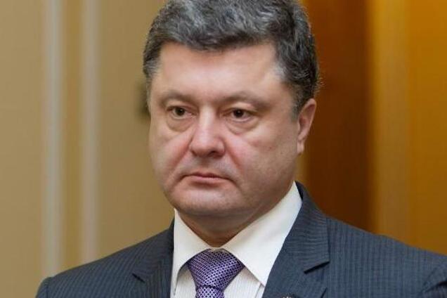 Порошенко обсудил с Меркель и Байденом действия 'немирных' террористов на востоке Украины