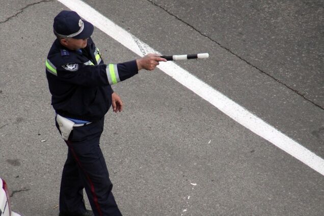 ГАИ получила право контролировать парковку автомобилей