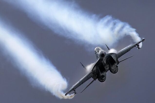 Россия перебросила к украинской границе новую эскадрилью МиГов