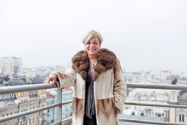 Син глави Нацбанку Гонтаревої купається в вині