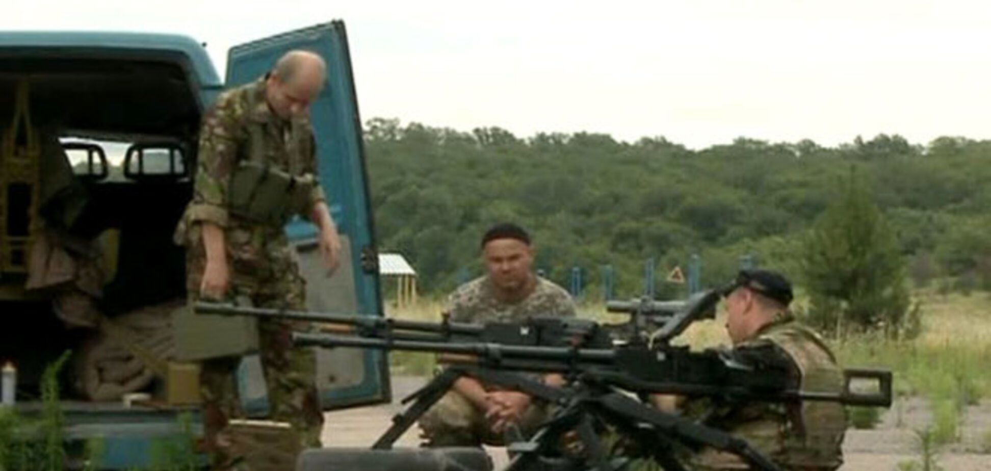 На базі під Донецьком козаки навчають терористів вбивати українських військових