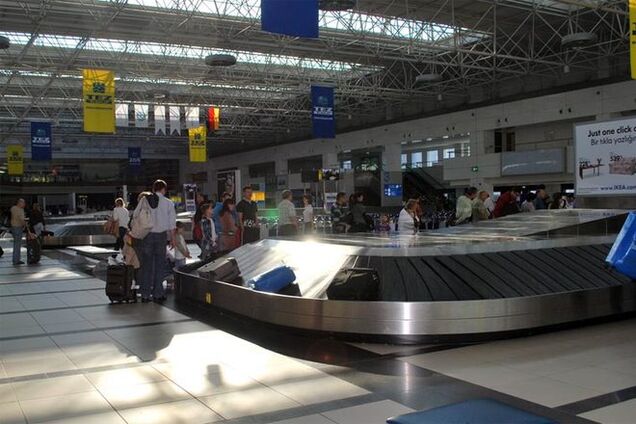 Аэропорты Европы понесли убытки из-за 'нелетающих' россиян