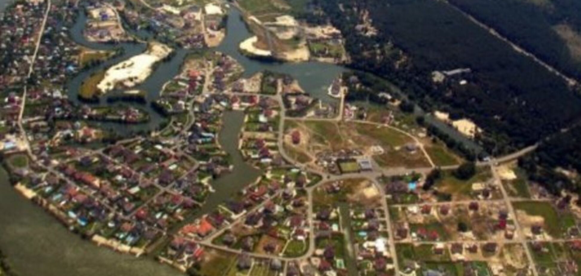 250 'избранцев': кто живет за заборами 'Конча-Заспы' и 'Пуща-Водицы'. Список