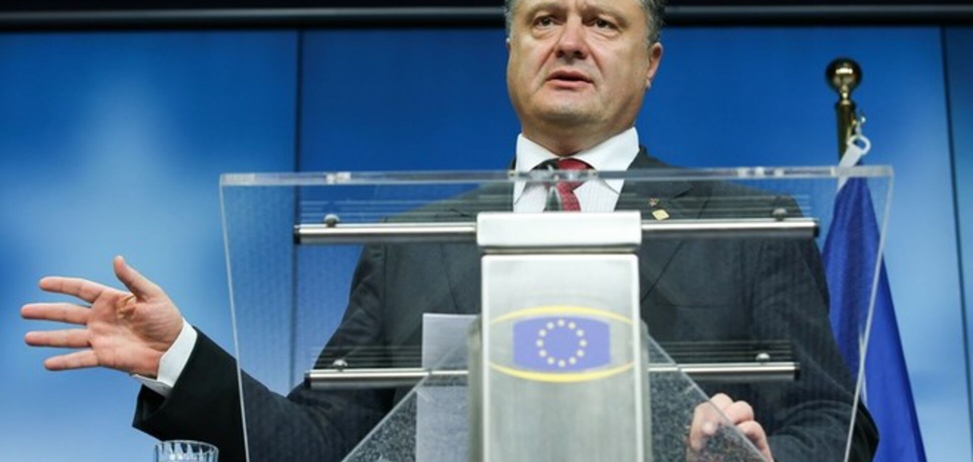 Меркель, Олланд и Путин просят Порошенко продлить перемирие - Кремль