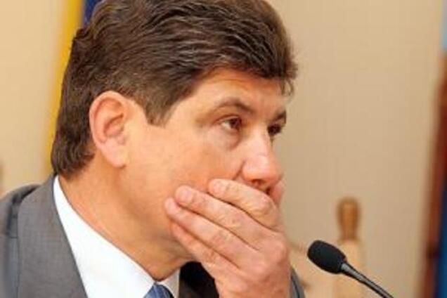 Мэр Луганска советует горожанам сидеть дома и следить за детьми