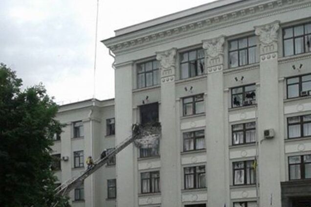 ГПУ уверена, что террористы сами по ошибке направили ракету в здание Луганской ОГА