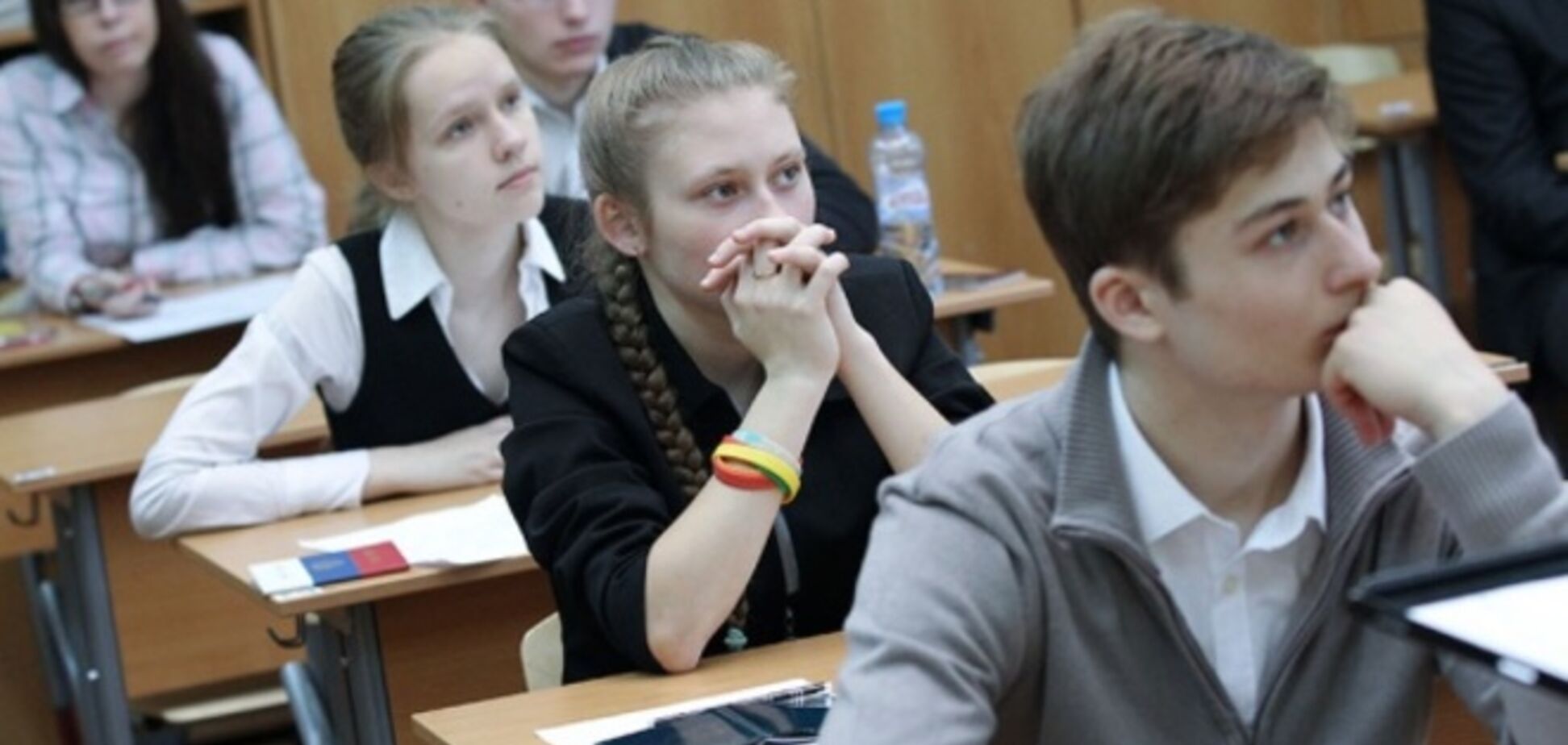 Кремлівські пропагандисти вирішили збрехати російським школярам про причини анексії Криму