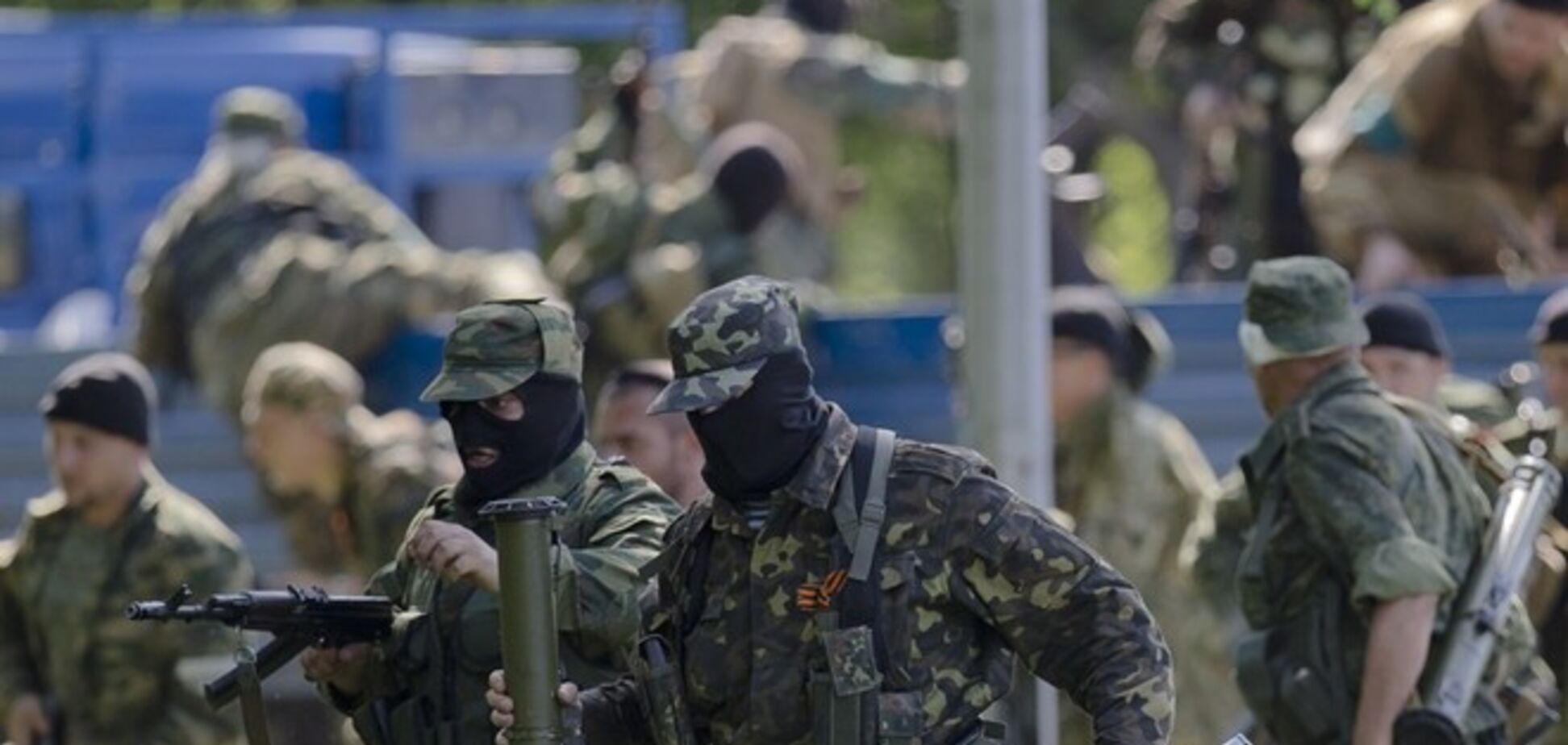 Под Луганском террористы пытались сбить пассажирский самолет