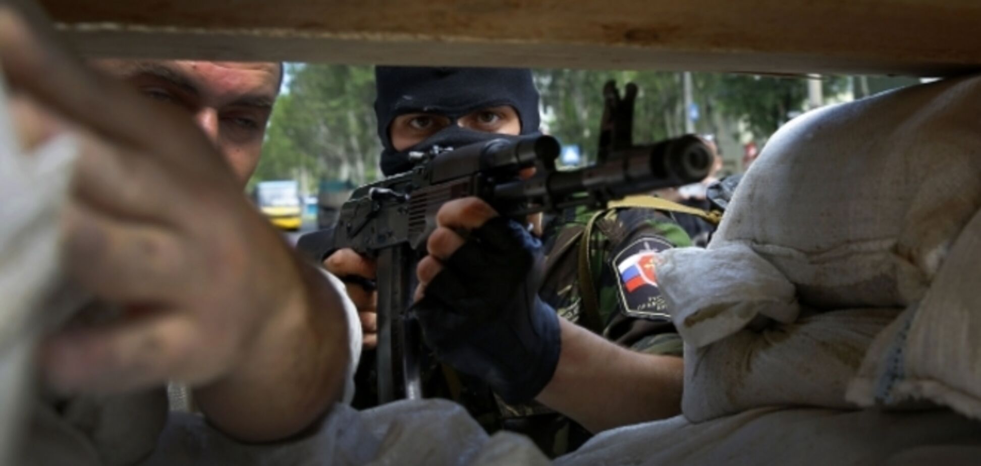 На Луганщине террористы захватили три украинские части - источник