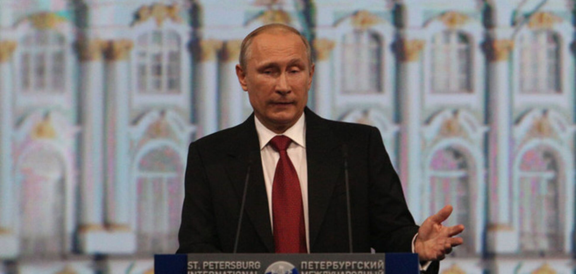 Путин заверяет, что не мог не аннексировать Крым
