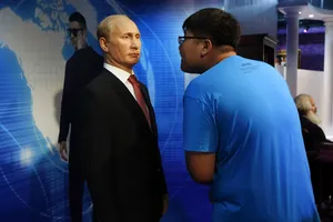 Путин снова соврал о том, что на востоке Украины нет российских военных