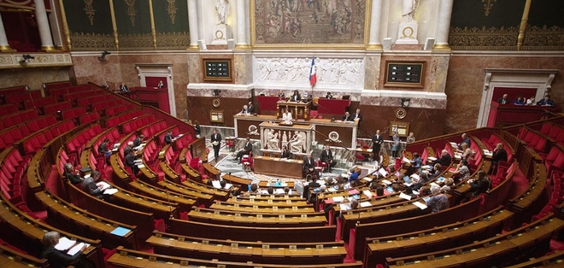Французские депутаты поддержали Украину
