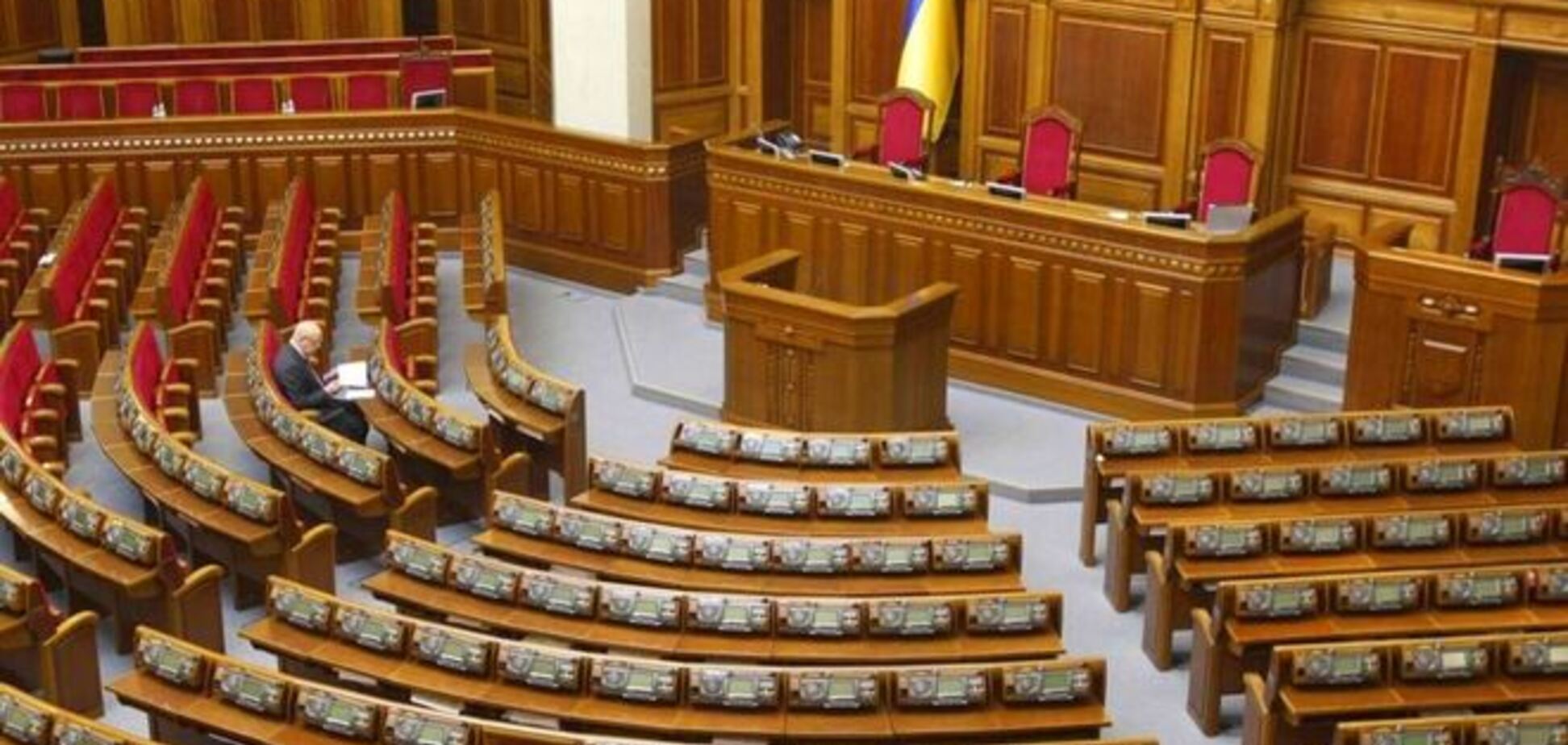 Почти 70% украинцев поддерживают досрочные выборы в Раду в 2014 году