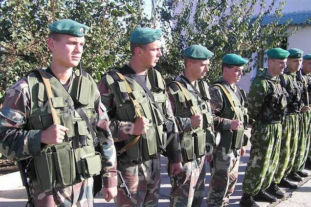 Украинские пограничники задержали охранника 'ДНР', который пытался незаконно попасть в РФ