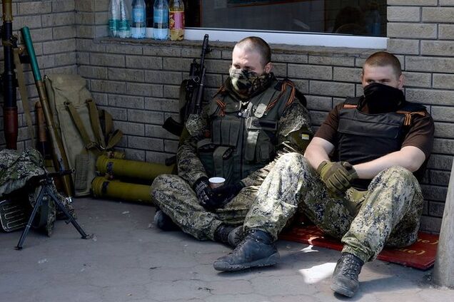 'Казаки'-террористы перед наступлением украинских войск бегут в Россию