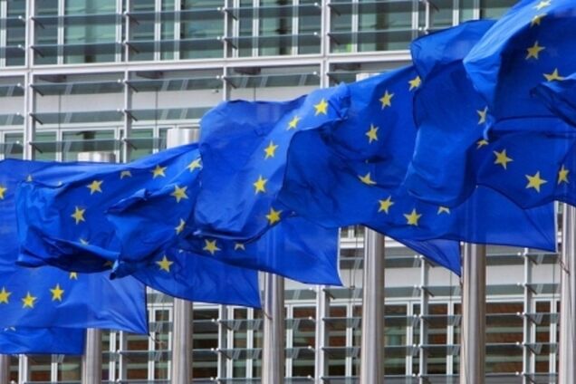 Третью фазу санкций против России отложили на неделю