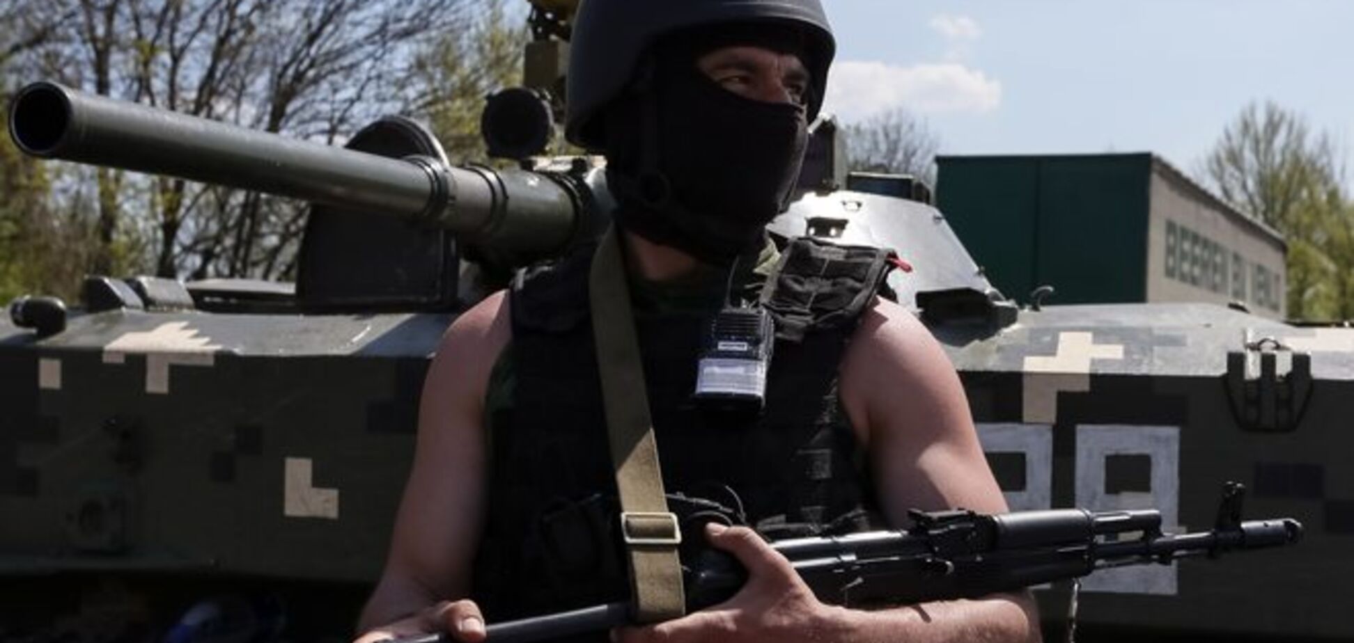Аваков насчитал у террористов в Славянске около 10 танков