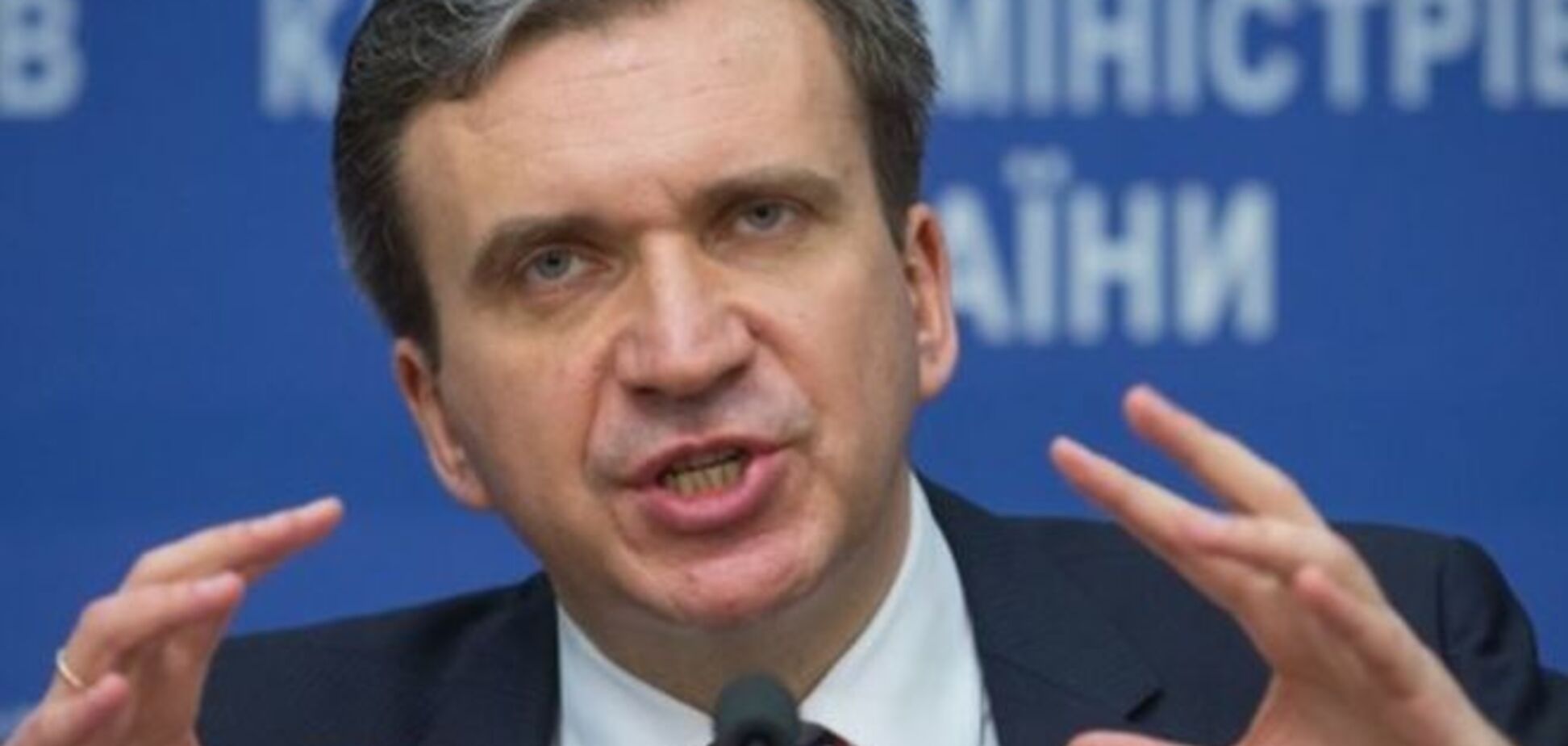 Яценюк невдоволений роботою глави Мінекономрозвитку і шукає заміну - джерело