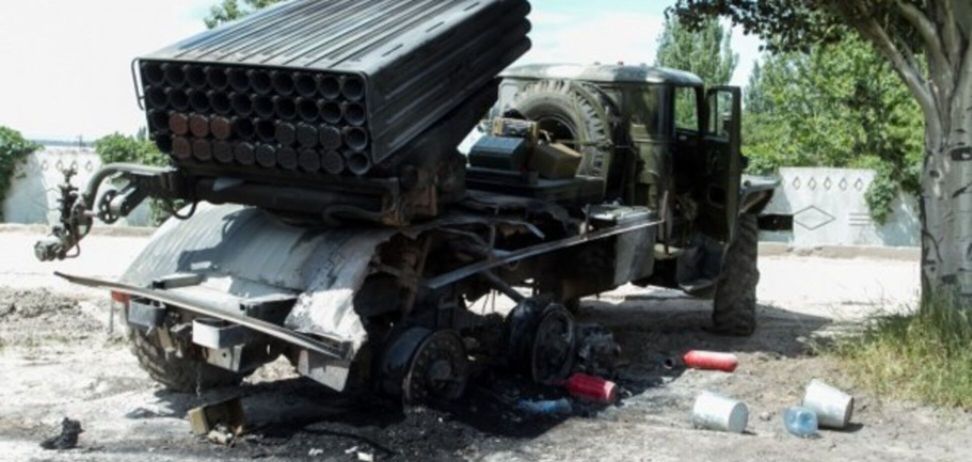 Террористы на Луганщине ночью стреляли из 'Градов'