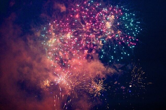 Донетчане приняли фейерверк за взрывы