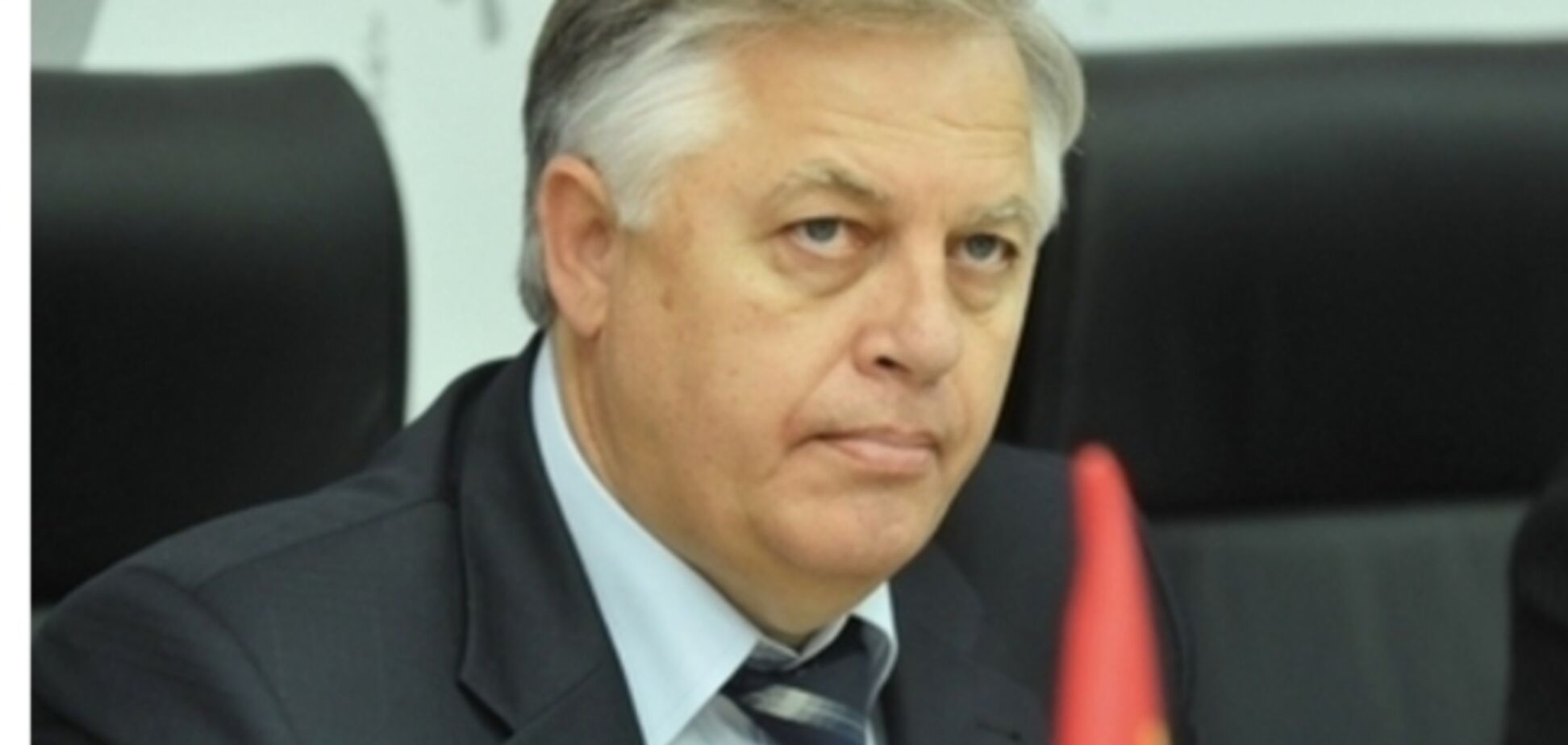 Симоненко: Порошенко не хоче псувати відносини з олігархами