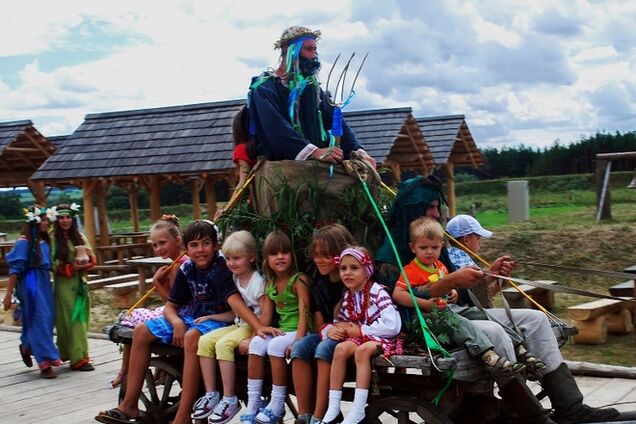 В Древнем Киеве пройдет выставка лошадей и День Воды
