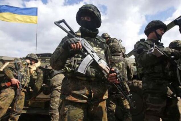 Бойцы АТО под Карловкой уничтожили 25 террористов