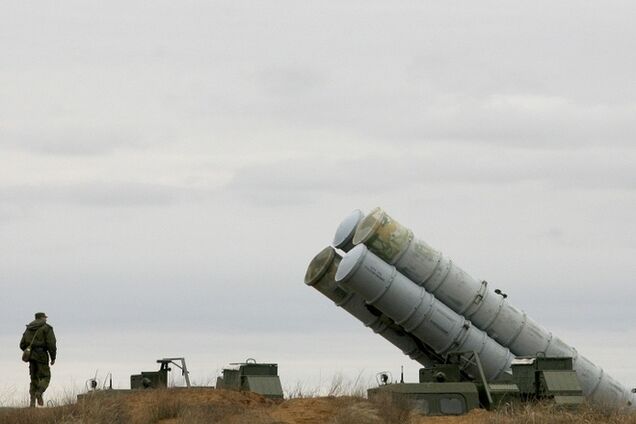 РФ подарує Білорусі зенітні комплекси С-300