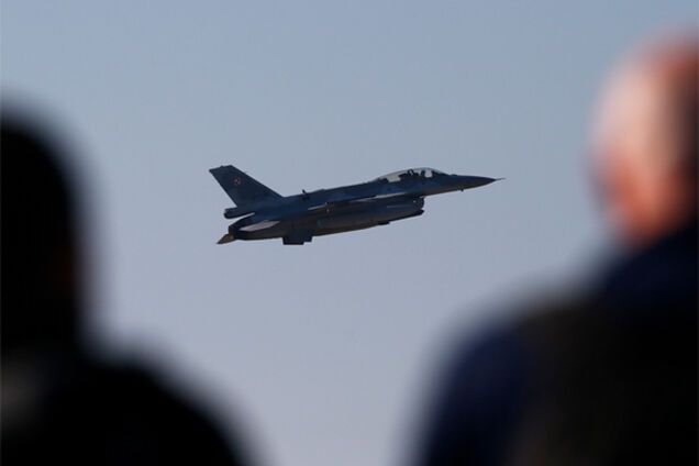 Советник Авакова рассказал о российских самолетах-шпионах в небе над Украиной