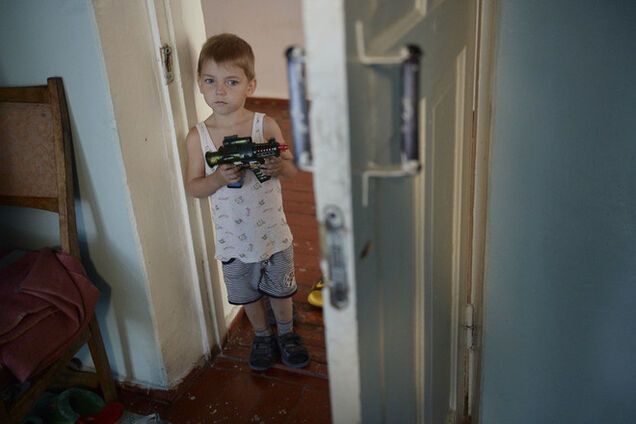 Террористы 'ДНР' пытались вывезти в РФ украинских детей-сирот