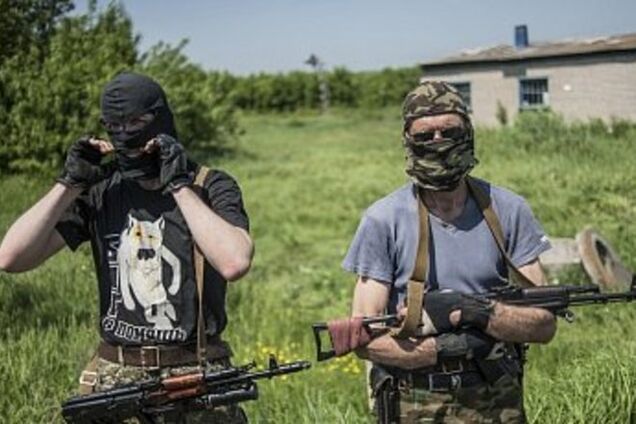 Террористы ездили по Донецку в автобусах со значком 'Дети'