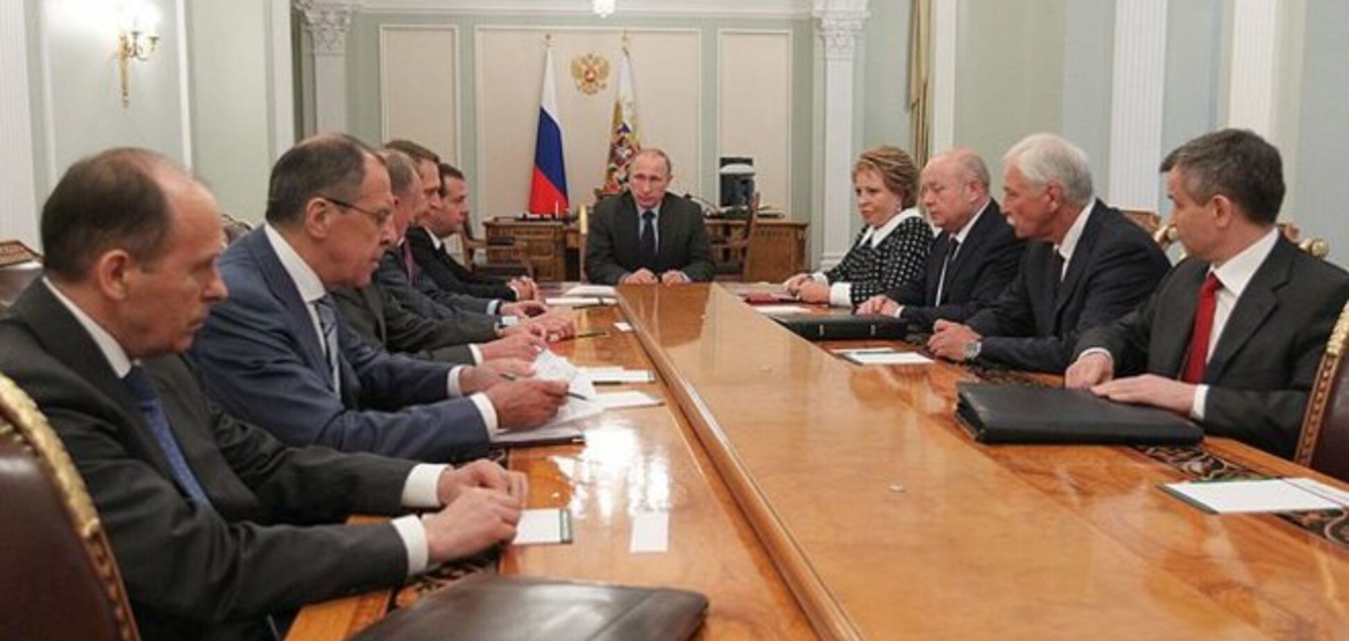Путин ночью провел экстренное совещание по Украине