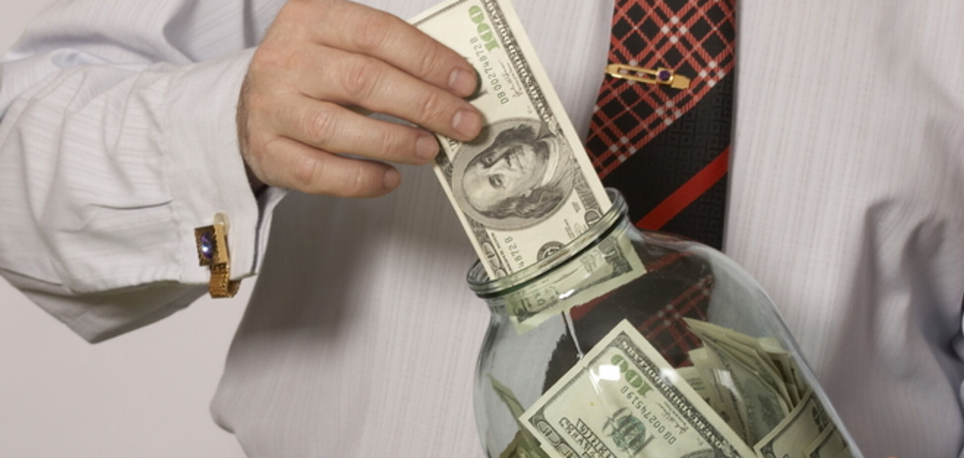 Украинцы побили рекорд 2008 года по снятию депозитов из банков