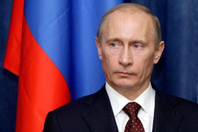 В мире Путина считают недостойным России