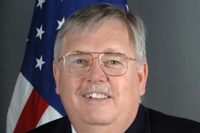 Обама официально подал кандидатуру идеолога 'цветных революций' на пост посла в РФ